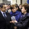 Nicolas Sarkozy accompagné de Roselyne Bachelot, en visite dans un centre des Restos du coeur parisien le 22 décembre 2011