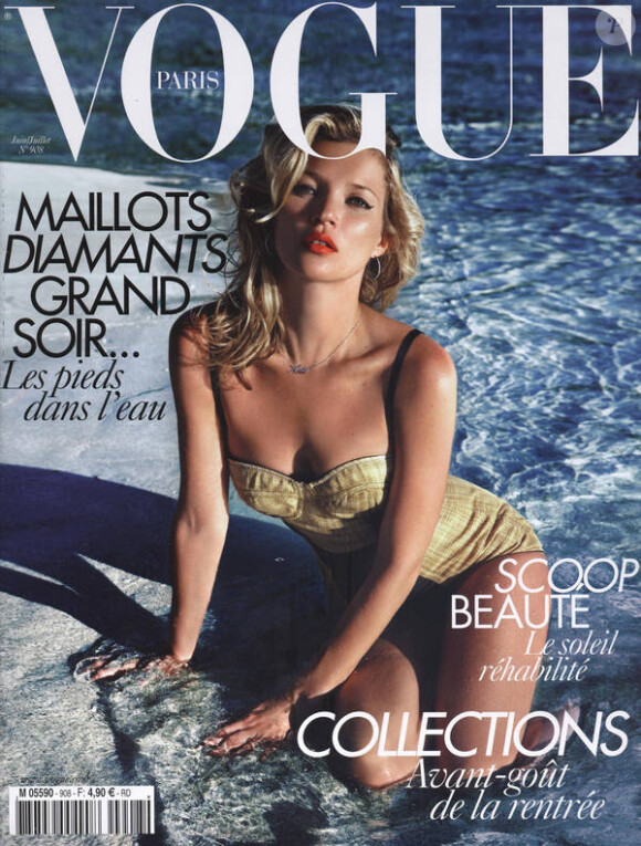 Kate Moss, lumineuse pour Vogue Paris en juin 2010.