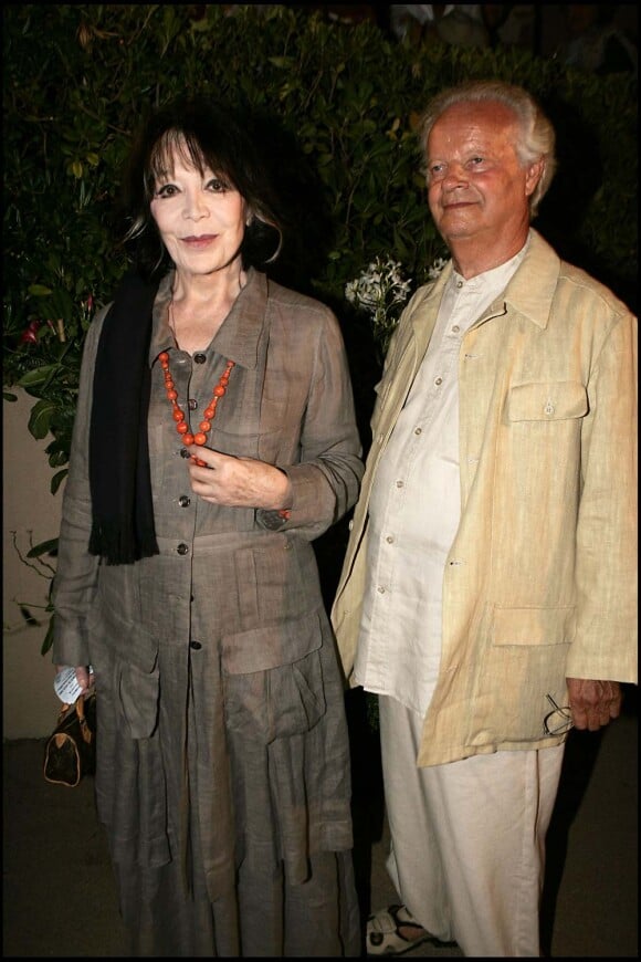 Juliette Gréco et son mari Gérard Jouannest à Ramatuelle, le 12 août 2005.