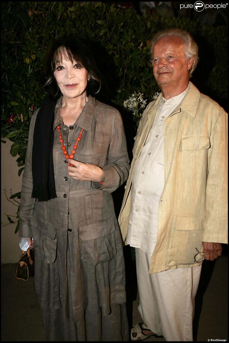 Juliette Greco Et Son Mari Gerard Jouannest A Ramatuelle Le 12 Aout 2005 Purepeople