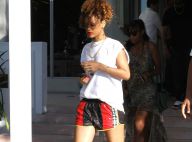 Rihanna : Sexy, elle expose ses belles jambes, moulée dans un mini-short de foot