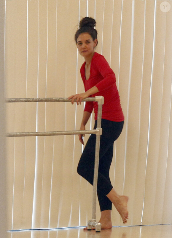 Katie Holmes lors d'un cours de danse à New York le 30 décembre 2011
