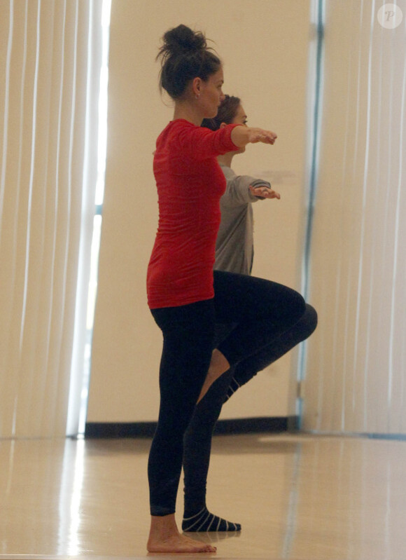 Katie Holmes lors d'un cours de danse à New York le 30 décembre 2011