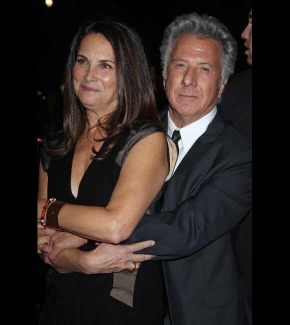 Dustin Hoffman et sa femme Lisa Gottsegen à l'avant-première de la série Luck, à Los Angeles le 25 janvier 2012.