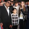 Paris Jackson entourée de sa petite famille et de Justin Bieber, en janvier 2012 à Los Angeles.
