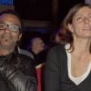 Manu Katché et sa femme le 1er février à la salle Wagram pour la rencontre de boxe entre le Paris United et les Dragons de Pékin dans le cadre des Worlds Séries of Boxing à Paris