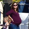 A quelques jours de son accouchement, Jennifer Garner vit pleinement sa grossese. Santa Monica, le 4 février 2012.