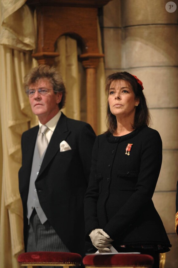 La princesse Caroline et le prince Ernst August de Hanovre en novembre 2008 lors de la messe dans le cadre des célébrations de la fête nationale monégasque.