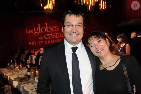 Didier Quillot et Louisa Morin aux Globes de Cristal, au Lido, le 6 février 2012.