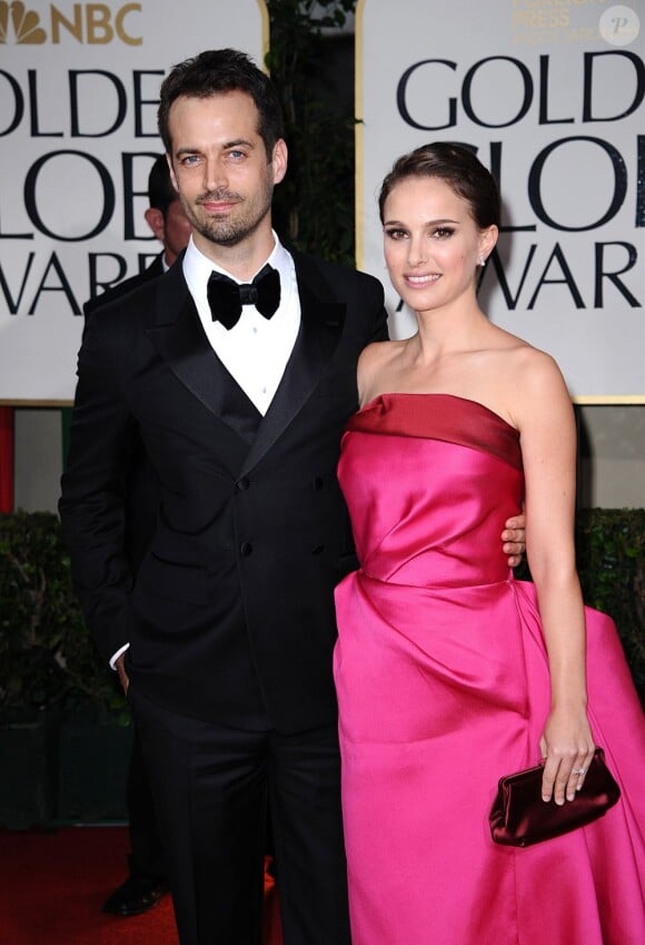 Natalie Portman et Benjamin Millepied lors des Golden Globes 2012