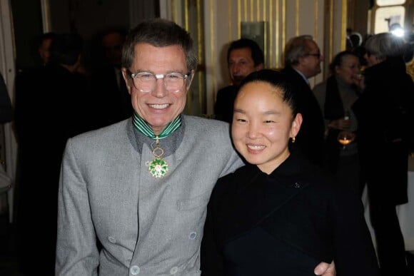 Jean-Paul Goude et sa femme Karen au ministère de la Culture, à Paris le 8 février 2012.
