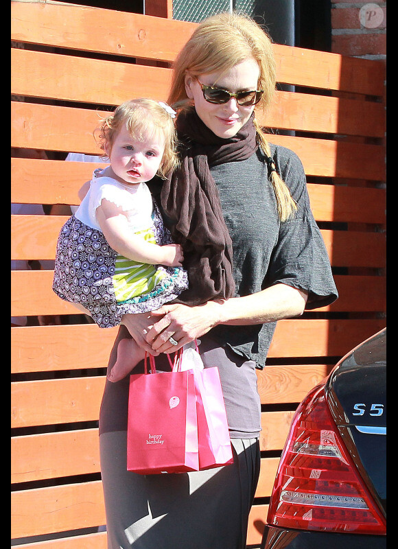 Nicole Kidman et son adorable fillette Faith Margaret le 5 février 2012 à Los Angeles