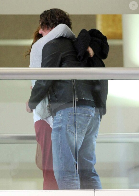 Kate Walsh et son compagnon Chris Case à Los Angeles, le 4 février 2012.