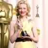 Cate Blanchett, Oscar de la meilleure actrice dans un second rôle, en février 2005 à Los Angeles.