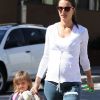 Alessandra Ambrosio à Los Angeles, emmène son adorable fille à l'école. Le 22 février 2012