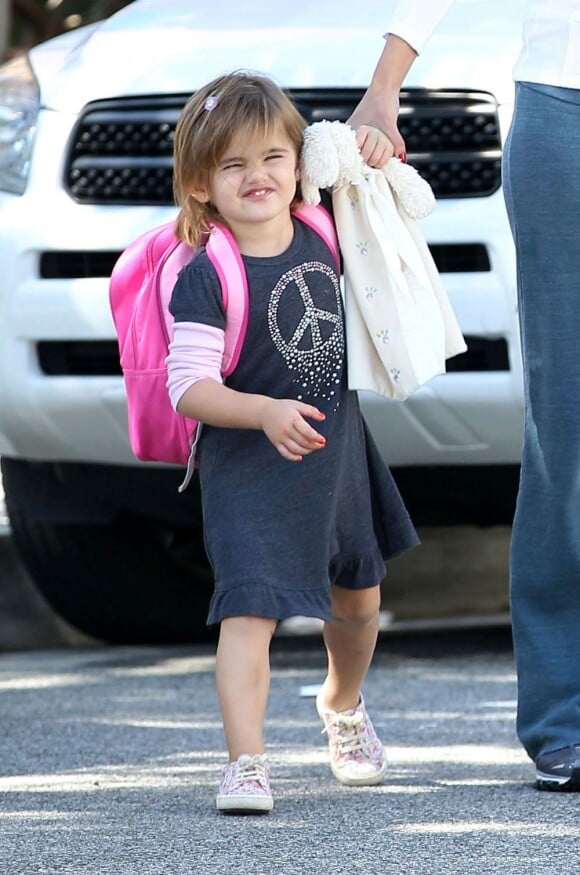 Anja, l'adorable fille d'Alessandra Ambrosio à Los Angeles. Le 22 février 2012