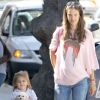 Alessandra Ambrosio va chercher sa fille à l'école avec son adorable chien. Los Angeles, le 22 février 2012