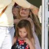 Jennifer Garner, enceinte, emmène ses deux jolies et adorables filles Seraphina et Violet à la bibliothèque, le 23 février 2012 à Los Angeles