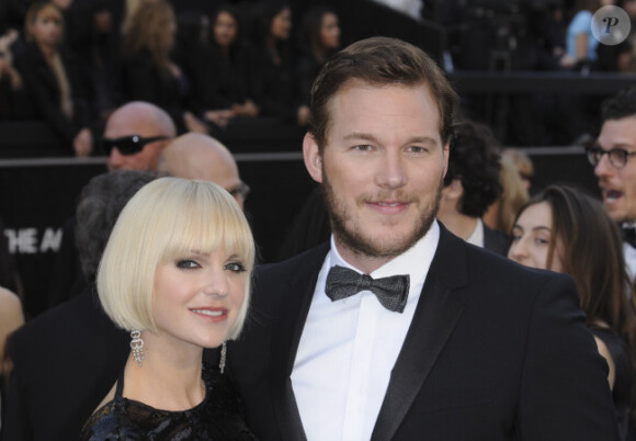 Anna Faris et son mari Chris Pratt à la cérémonie des Oscars, le 26 février 2012.