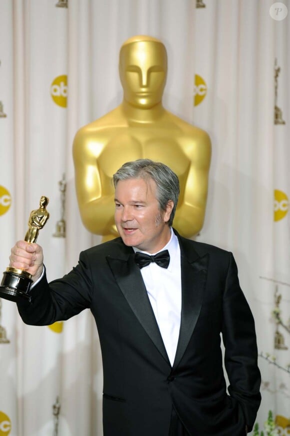 Gore Verbinski et son Oscar du meilleur film d'animation pour Rango, à Los Angeles, le 26 février 2012.