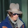 Johnny Depp à la sortie de son immeuble new-yorkais, lundi 27 février 2012.