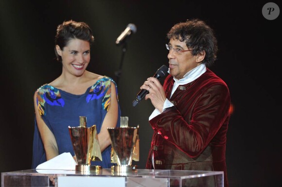Laurent Voulzy, Victoire de la Chanson originale de l'année pour Jeanne. 27e Victoires de la Musique, le 3 mars 2012 au Palais des Congrès de Paris.