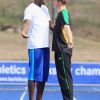 Harry Bolt vif comme l'éclair ! Le prince Harry a fait fort pour sa première journée de visite en Jamaïque en tant que représentant de la reine Elizabeth II pour son jubilé de diamant : le 5 mars 2012, à Kingston, il a défié et battu le sprinteur Usain Bolt. Certes, pas à la loyale...