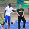 Harry Bolt vif comme l'éclair ! Le prince Harry a fait fort pour sa première journée de visite en Jamaïque en tant que représentant de la reine Elizabeth II pour son jubilé de diamant : le 5 mars 2012, à Kingston, il a défié et battu le sprinteur Usain Bolt. Certes, pas à la loyale...