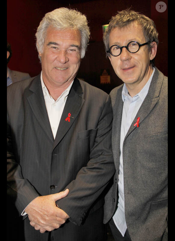George Pernoud et Jamy Gourmaud lors de la soirée de lancement du Sidaction 2012, à Paris, le 12 mars 2012