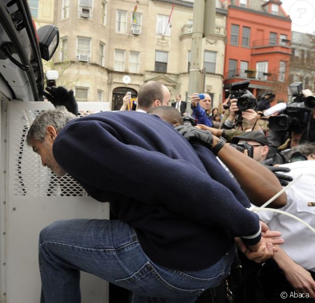 George Clooney arrêté à Washington le 16 mars 2012