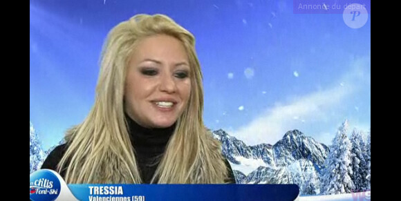 Tressia est ravie du départ de Kelly sur W9 le jeudi 15 mars 2012 dans Les Ch'tis font du ski 
