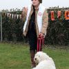 La princesse Margriet des Pays-Bas à l'oeuvre à l'assitance canine. Les royaux néerlandais ont payé de leur personne et montré l'exemple à l'occasion de la Journée du bénévolat aux Pays-Bas, le 16 mars 2012 !