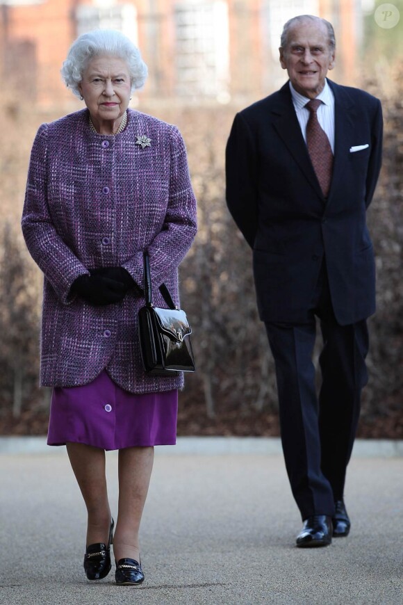 La reine Elizabeth II, accompagnée par son mari le duc d'Edimbourg, inaugurait la réouverture de Kensington Palace, le 15 mars 2012, au terme d'un chantier de rénovation de plus de 14 millions d'euros.