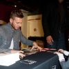 M. Pokora rencontre ses fans et signe son album à la Fnac Montparnasse, le mercredi 21 mars à Paris.