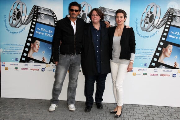 Emmanuelle Devos, Pascal Elbé, et la réalisatrice Lorraine Lévy lors de la séance d'hommage rendu à Bernard Giraudeau dans le cadre du festival international du film de Boulogne-Billancourt, le 24 mars 2012