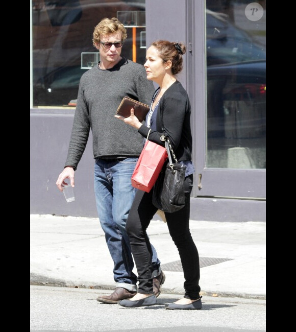Simon Baker et sa femme Rebecca Rigg le 24 mars 2012 à Los Angeles