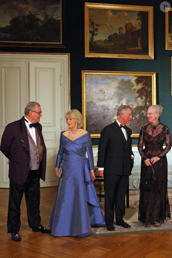 Dîner de gala au palais Christian VII à Amalienborg, Copenhague, le 26 mars 2012, en l'honneur du prince Charles et de Camilla Parker Bowles, en tournée en Scandinavie pour le jubilé de diamant de la reine Elizabeth II.