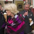 Le prince Charles et Camilla Parker Bowles, en visite au Danemark pour le jubilé de diamant de la reine Elizabeth II, ont visité le 26 mars 2012 la ville d'Helsingor et le château de Kronborg, siège de l'action de  Hamlet  de Shakespeare. Ils en ont profité pour se payer une glace chez le plus vieux glacier du pays.