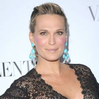 Molly Sims, à six mois de grossesse, brille devant une Rose McGowan figée