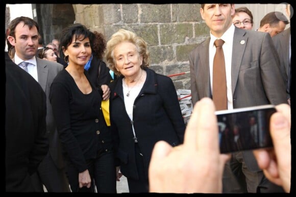 Rachida Dati a pris la pose avec Bernadette Chirac en Loire-Atlantique le 27 mars 2012