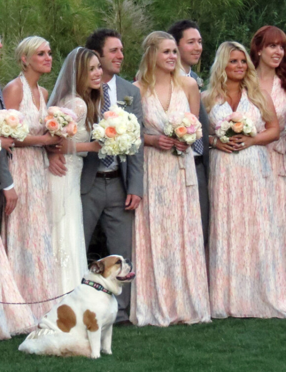 Photo collective lors du mariage de Lauren, l'assistante de Jessica Simpson, à Los Angeles, le dimanche 25 mars 2012.