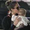 Jessica Alba en pleine séance courses à Los Angeles avec sa fille Haven le 4 avril 2012