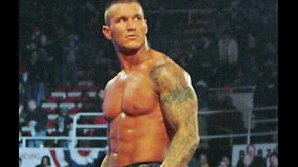 Randy Orton, superstar de la WWE, rattrapé par son passé de Marine déshonoré