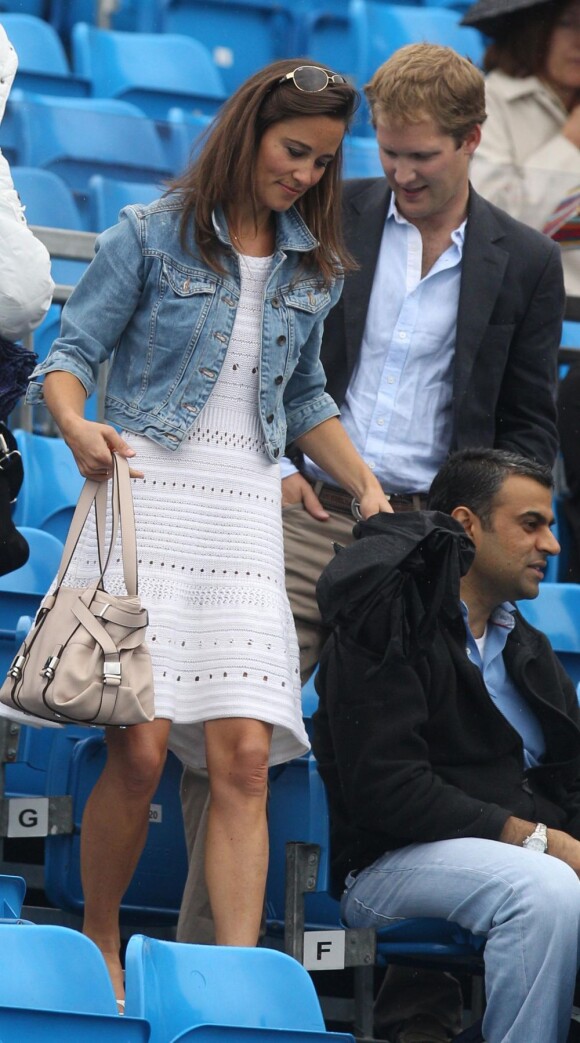 Pippa Middleton et le comte George Percy ensemble à Wimbledon en juin 2011.
