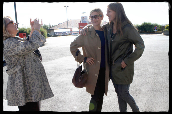 Josiane Balasko, Marina Foïs et Mathilde Seigner, sur le tournage du film Maman le 24 avril 2011