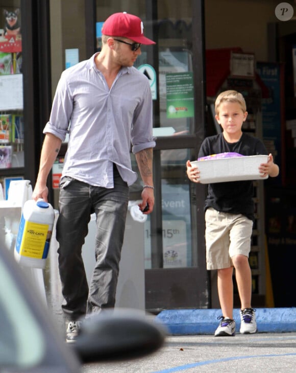 Ryan Phillippe et son fils Deacon, le 23 mars, à Los Angeles