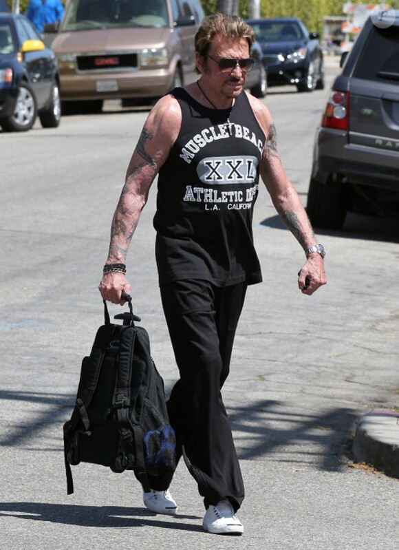 Johnny Hallyday : Il va à la salle de sport pour être en pleine forme pour ses concerts dont le premier aura lieu à LA le 24 Avril 2012. Ce mec là, il est terrible !