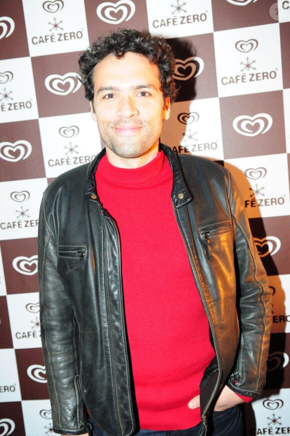 Farid Bentoumi lors de la soirée de lancement Café Zéro, le 12 avril 2012 à Paris