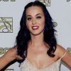 Katy Perry était superbe dans sa robe Temperley London malgré la frayeur d'une bretelle défaillante lors des ASCAP Pop Music Awards à l'hôtel Renaissance Hollywood. Los Angeles, le 18 avril 2012.