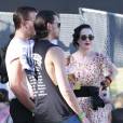 Dita Von Teese, entourée de quelques amis, assiste au festival de Coachella, à Indio, le vendredi 20 avril 2012.